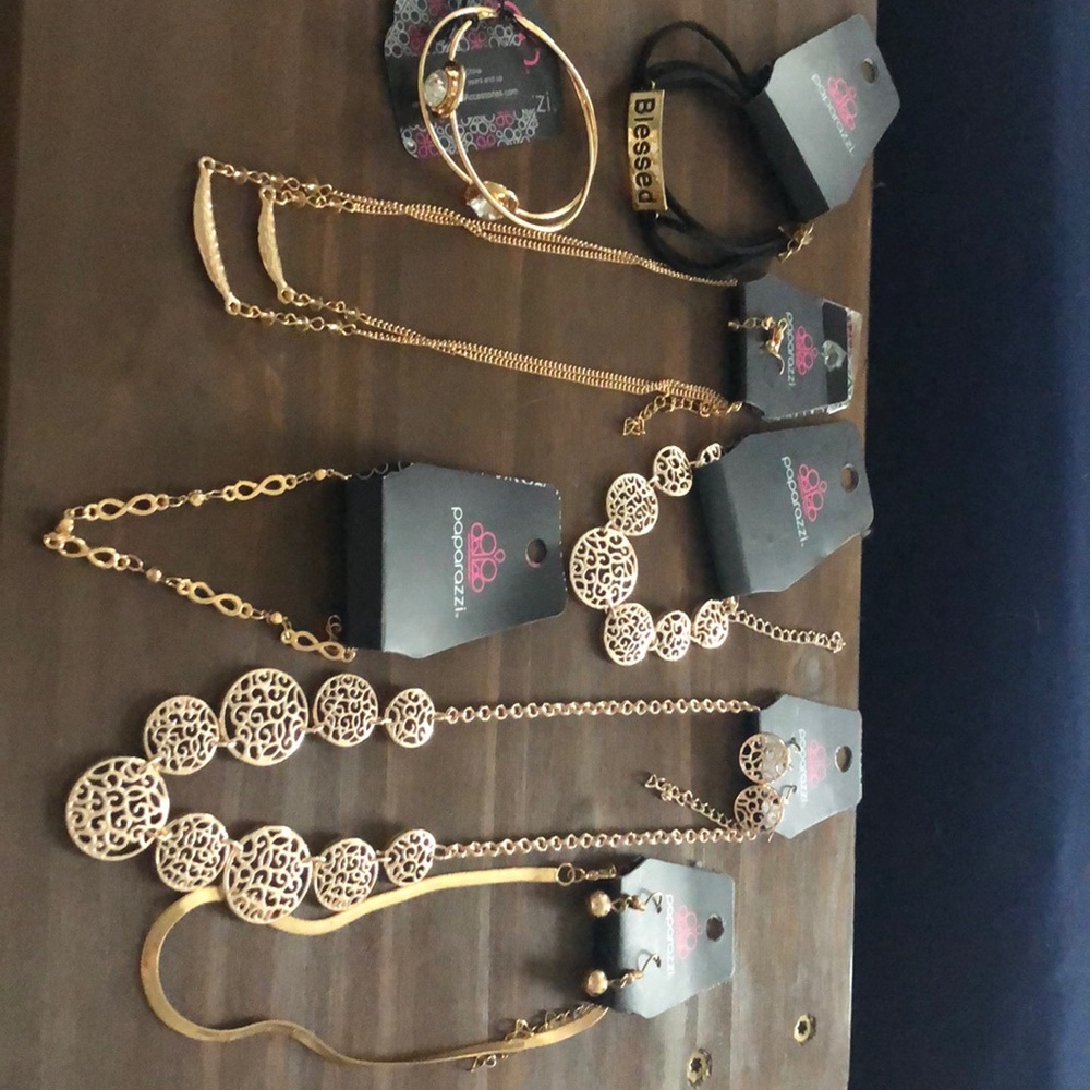 Gold Jewelry Set